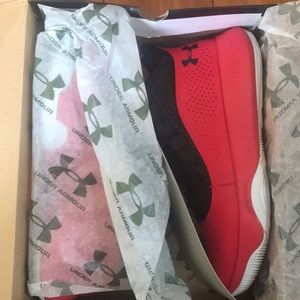 Under Armour men’s Lockdown 4 shoes